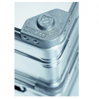 ZARGES K470通用盒 特殊鋁板制成，25 種標(biāo)準(zhǔn)尺寸，可根據(jù)要求定制尺寸